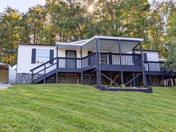 106 Westford Drive, Strawberry Plains, TN 37871