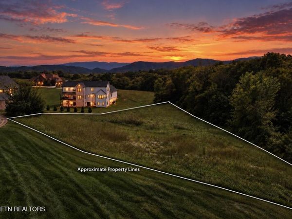 Tradition Lane, Sevierville, TN 37862