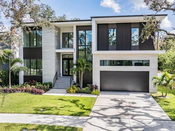 214 S RENELLIE DRIVE , TAMPA, FL 33609