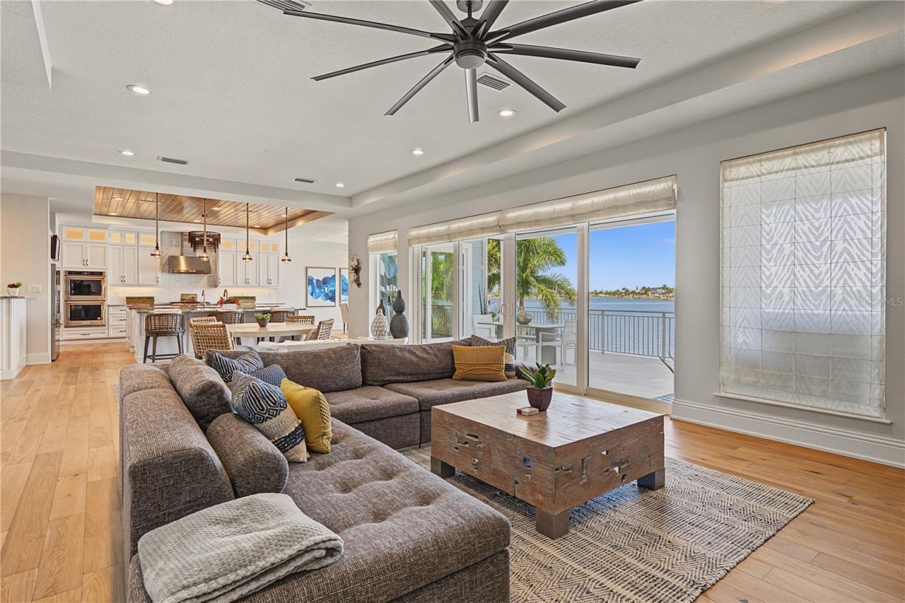7 Paradise Lane, Treasure Island, FL 33706 Photo
