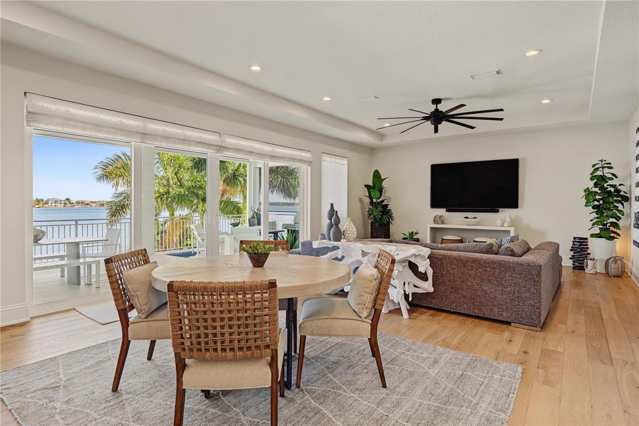 7 Paradise Lane, Treasure Island, FL 33706 Photo