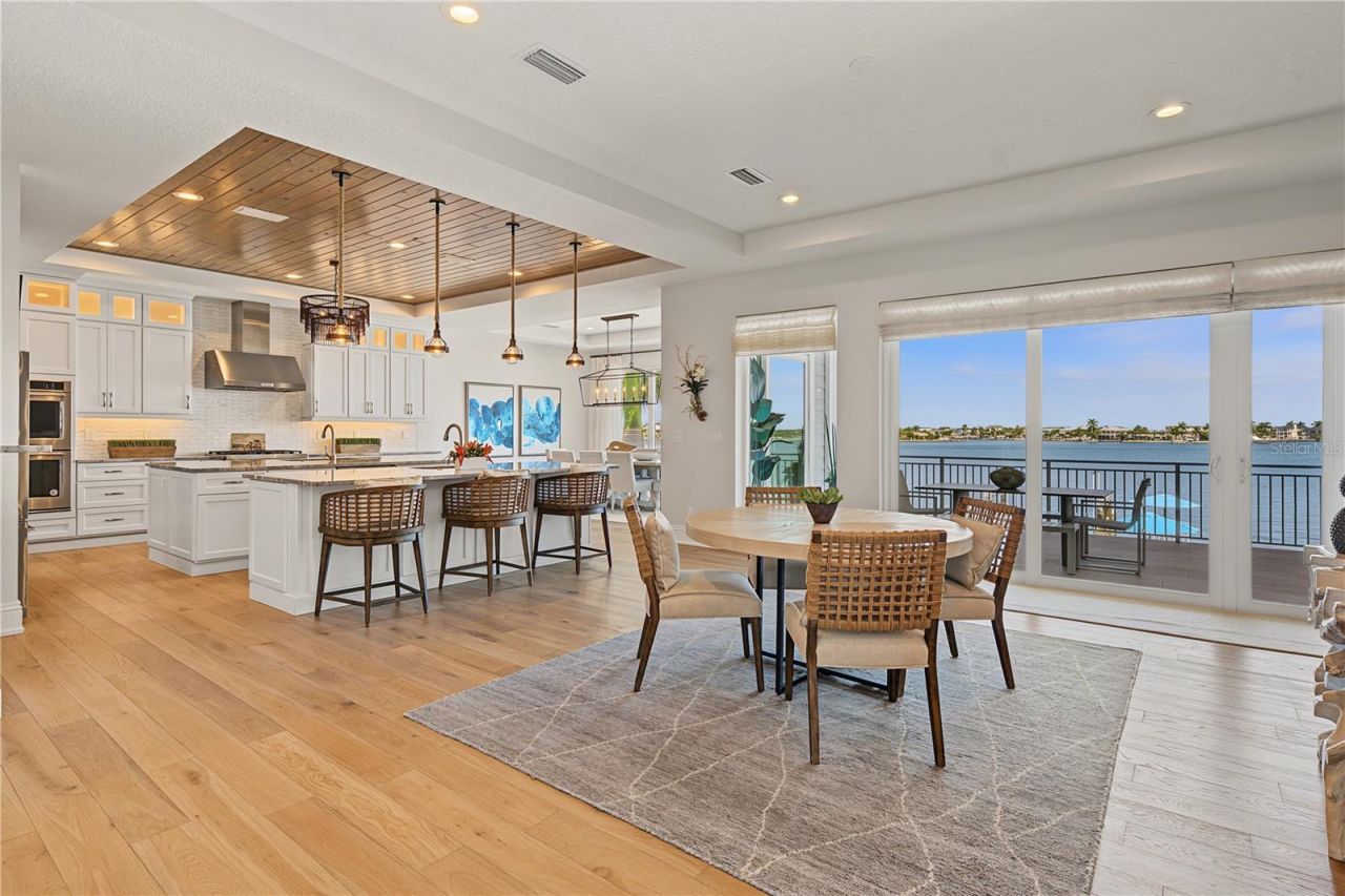 7 Paradise Lane, Treasure Island, FL 33706 Photo