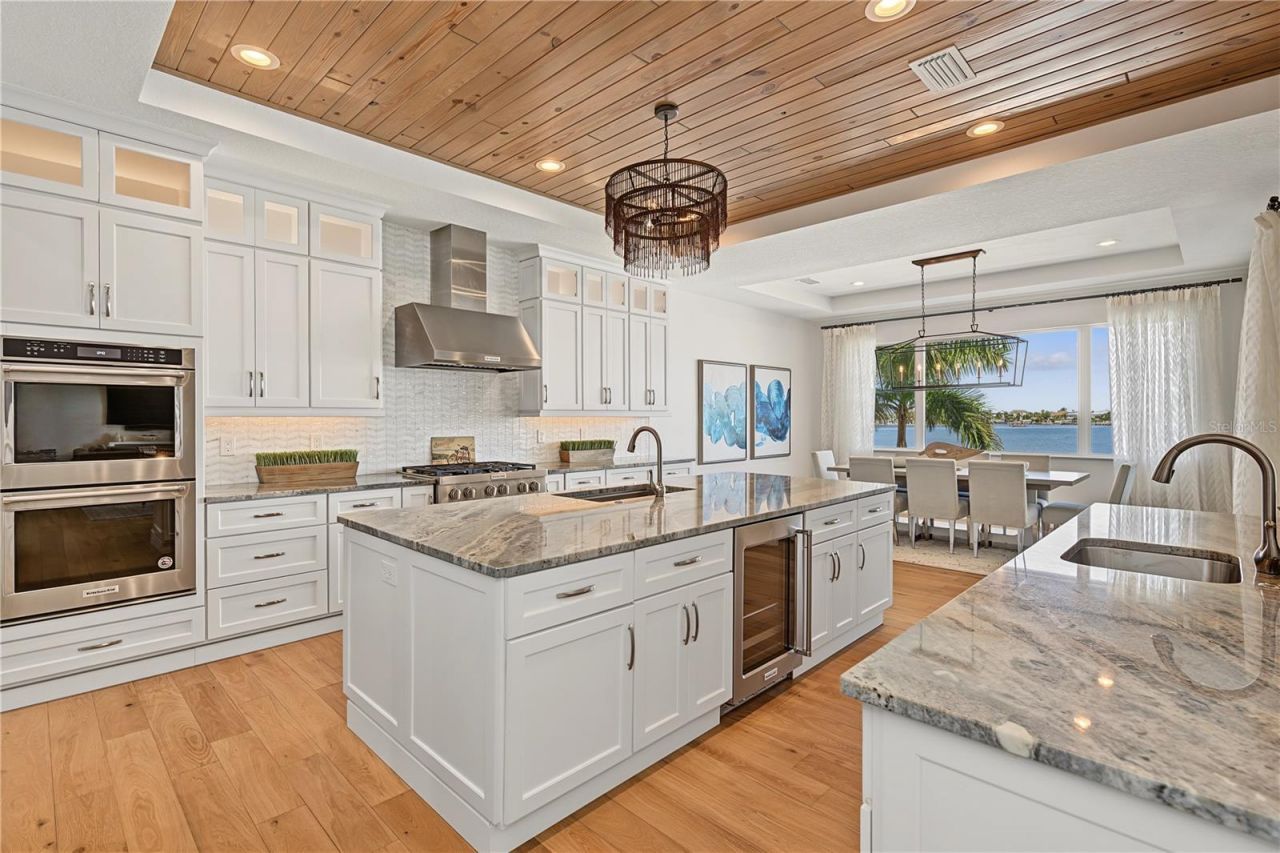 7 Paradise Lane, Treasure Island, FL 33706 Photo