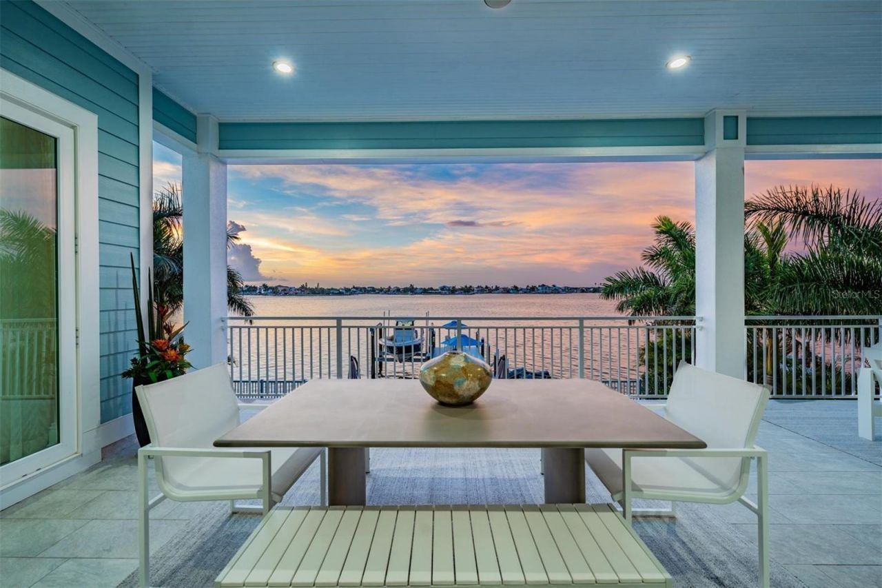7 Paradise Lane, Treasure Island, FL 33706 Photo