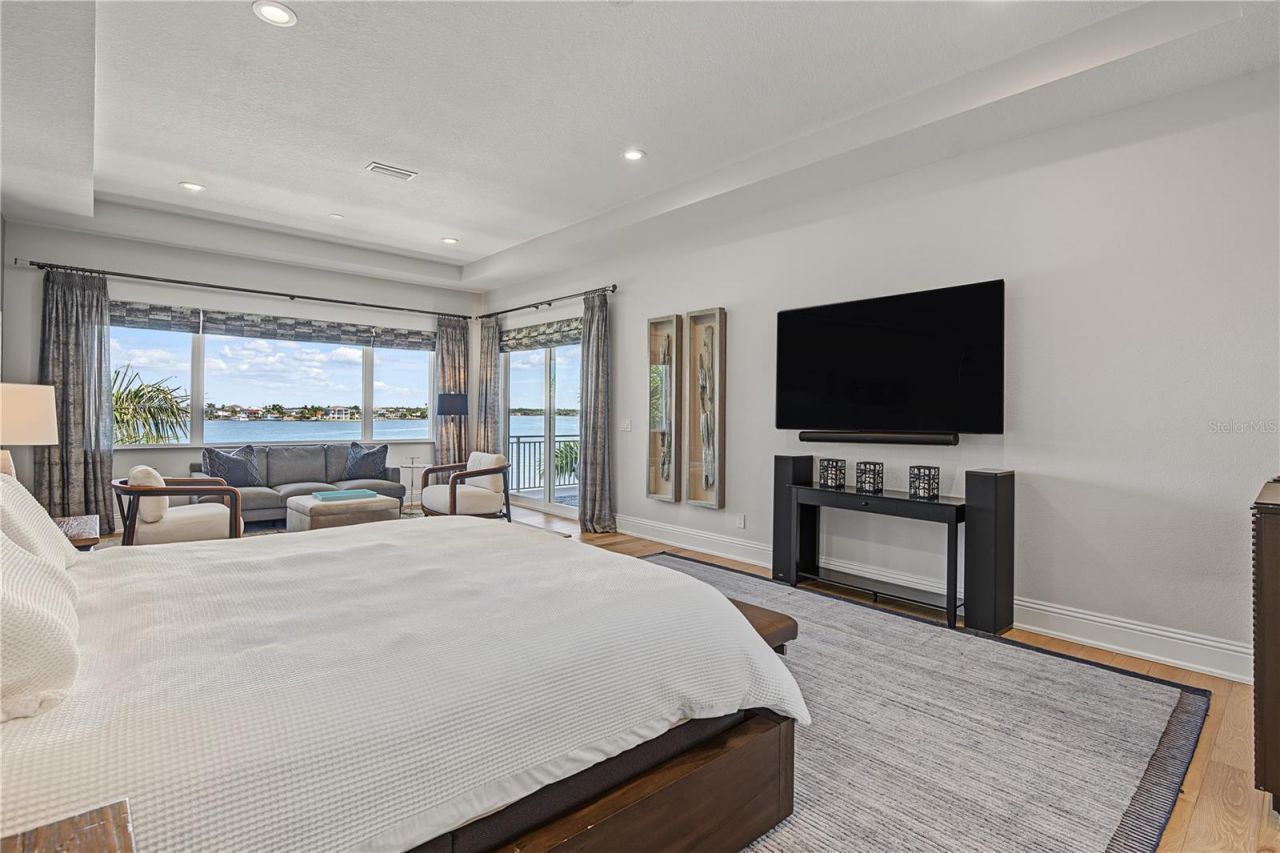 7 Paradise Lane, Treasure Island, FL 33706 Photo