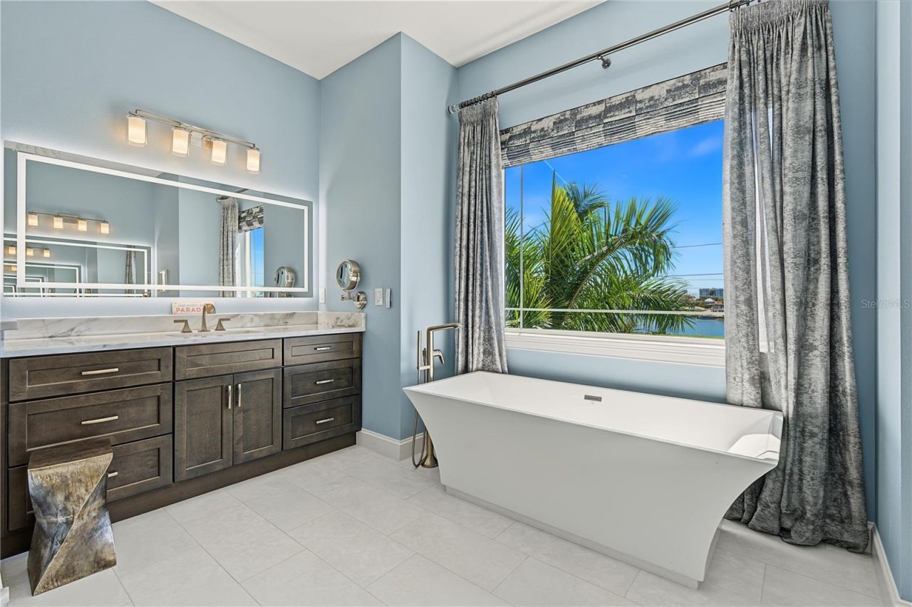 7 Paradise Lane, Treasure Island, FL 33706 Photo