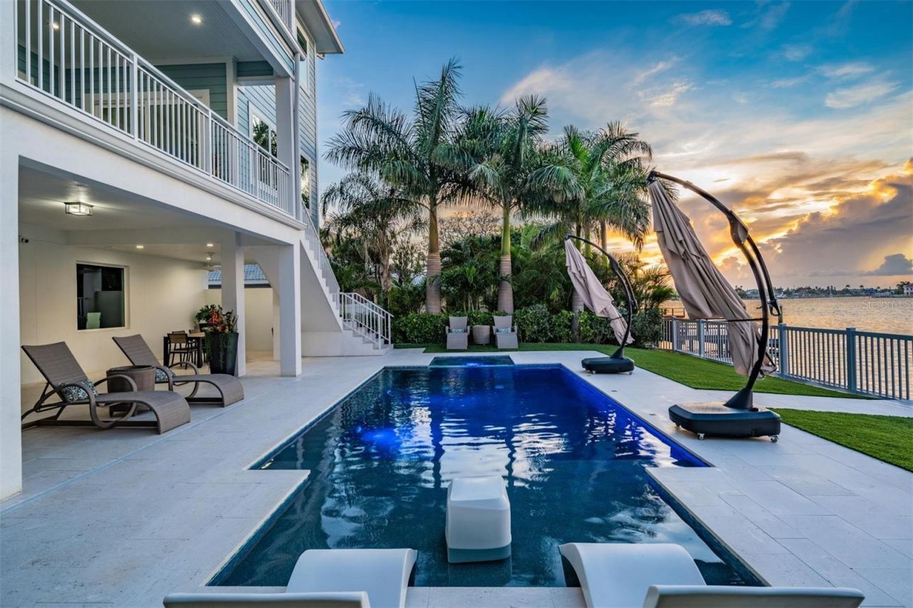 7 Paradise Lane, Treasure Island, FL 33706 Photo