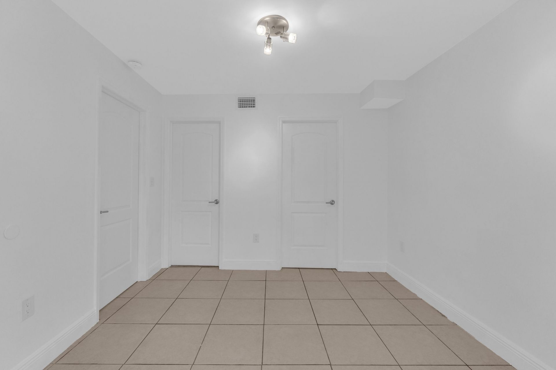 2100 Brickell Avenue, Unit 305, Miami, FL 33129 Photo