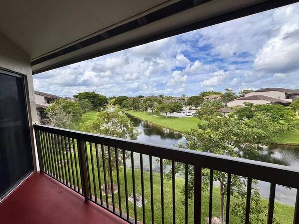 9887 NOB HILL Court, Sunrise, FL 33351