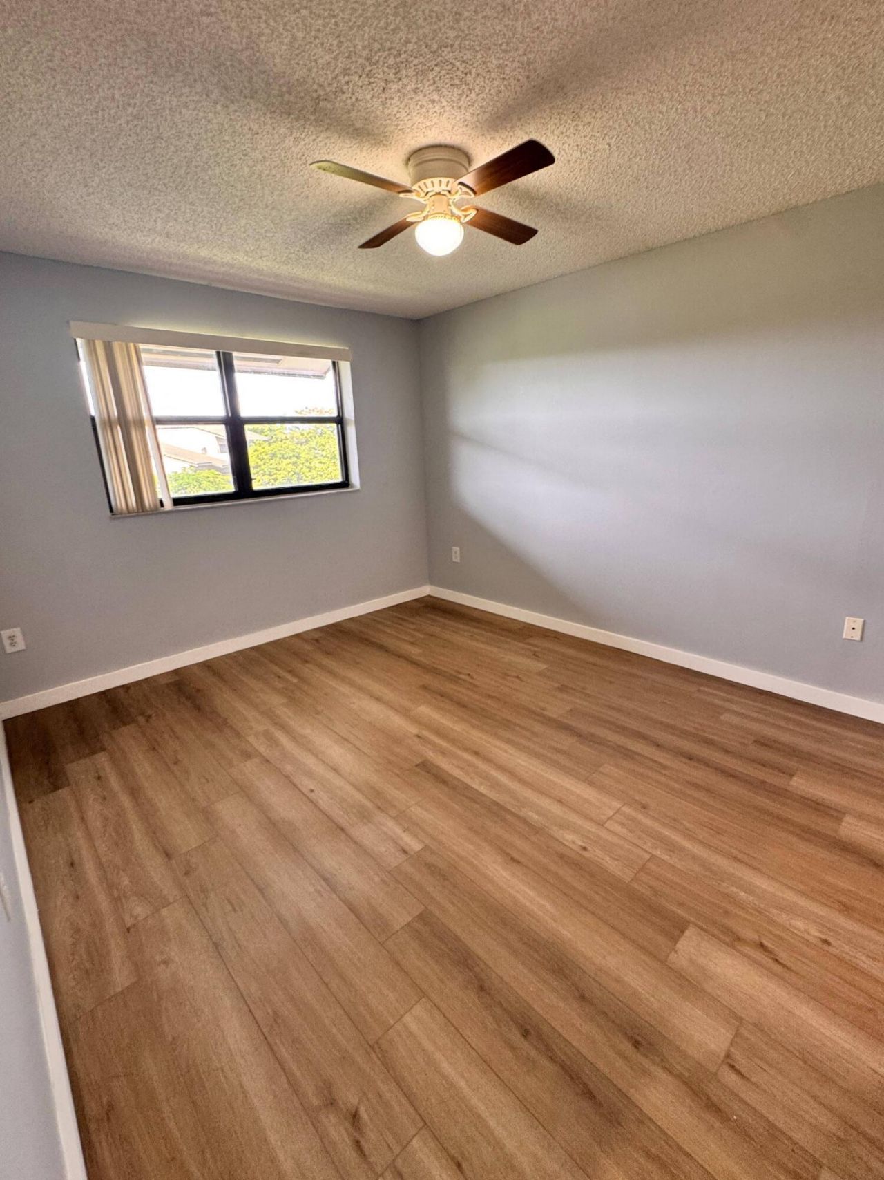 9887 Nob Hill Court, Sunrise, FL 33351 Photo