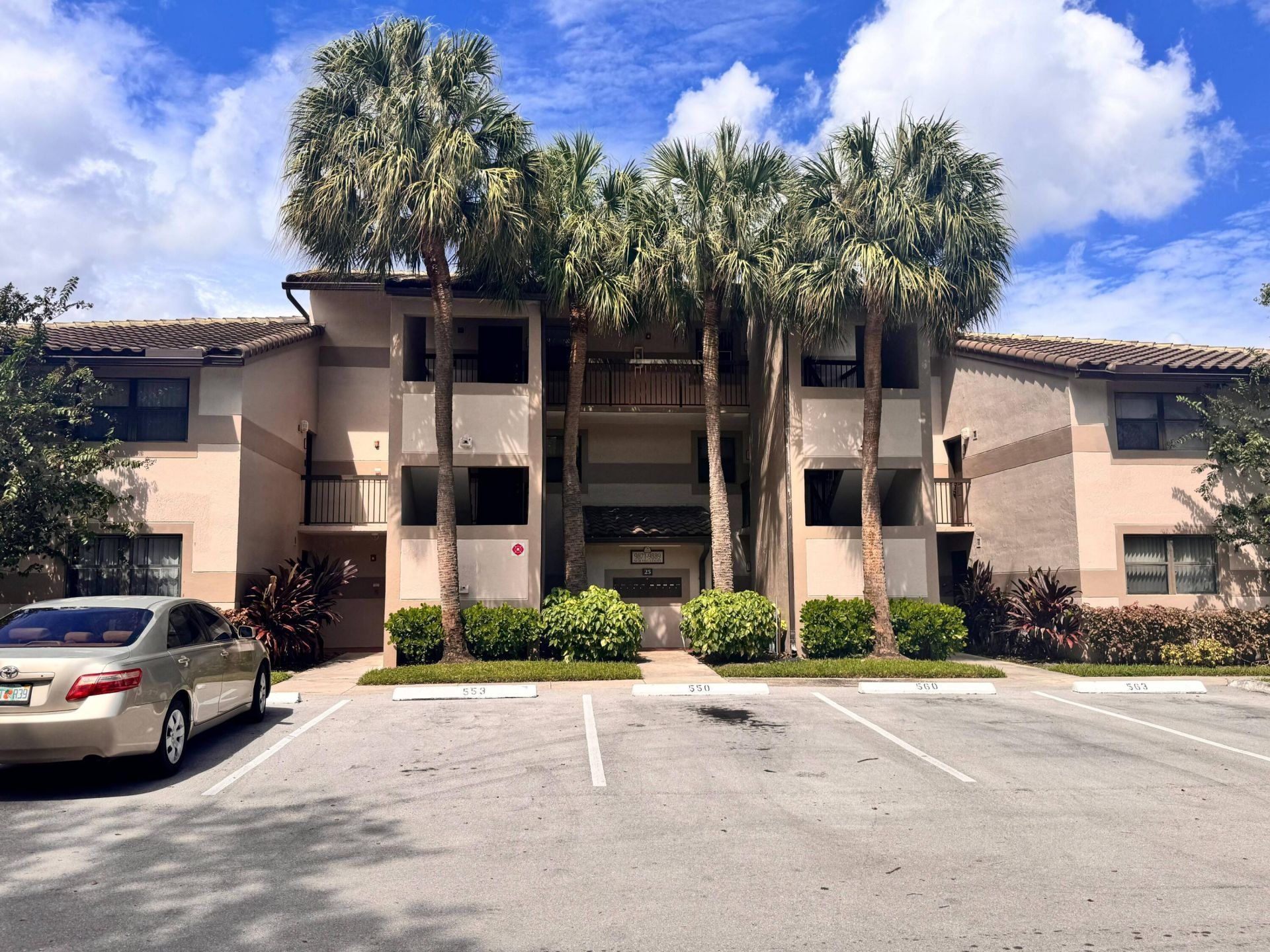 9887 Nob Hill Court, Sunrise, FL 33351 Photo