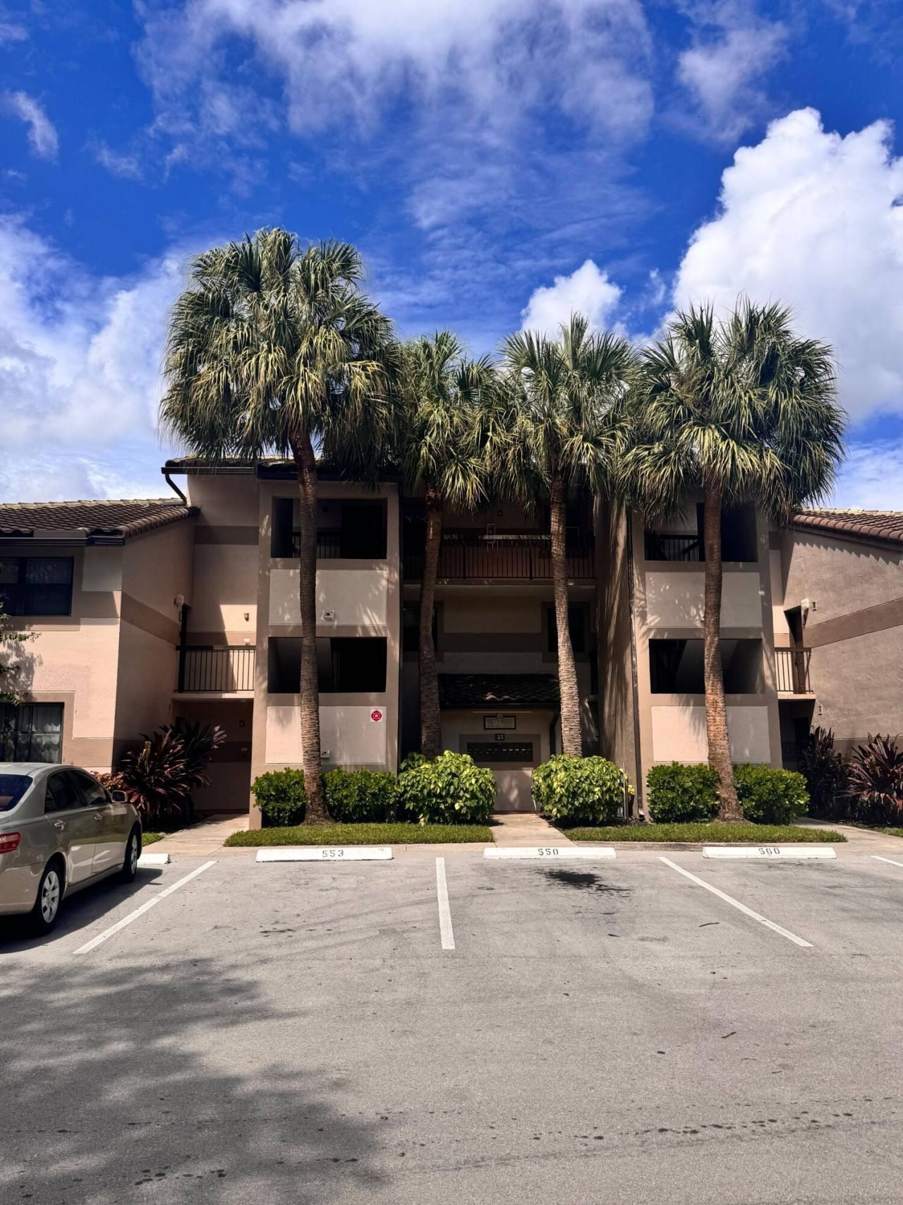 9887 Nob Hill Court, Sunrise, FL 33351 Photo