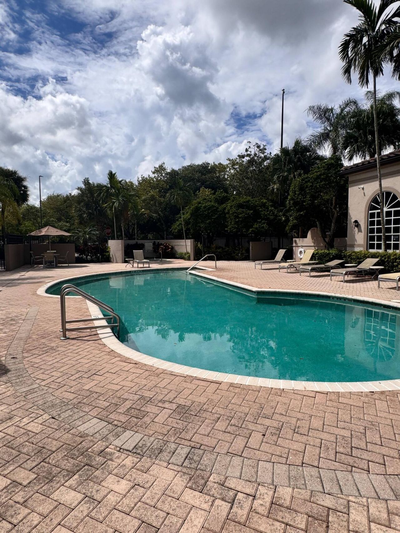 9887 Nob Hill Court, Sunrise, FL 33351 Photo