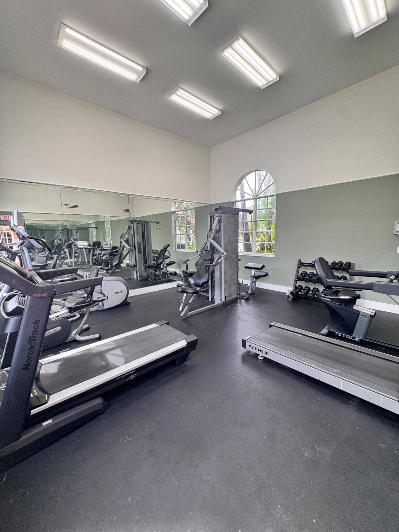 9887 Nob Hill Court, Sunrise, FL 33351 Photo