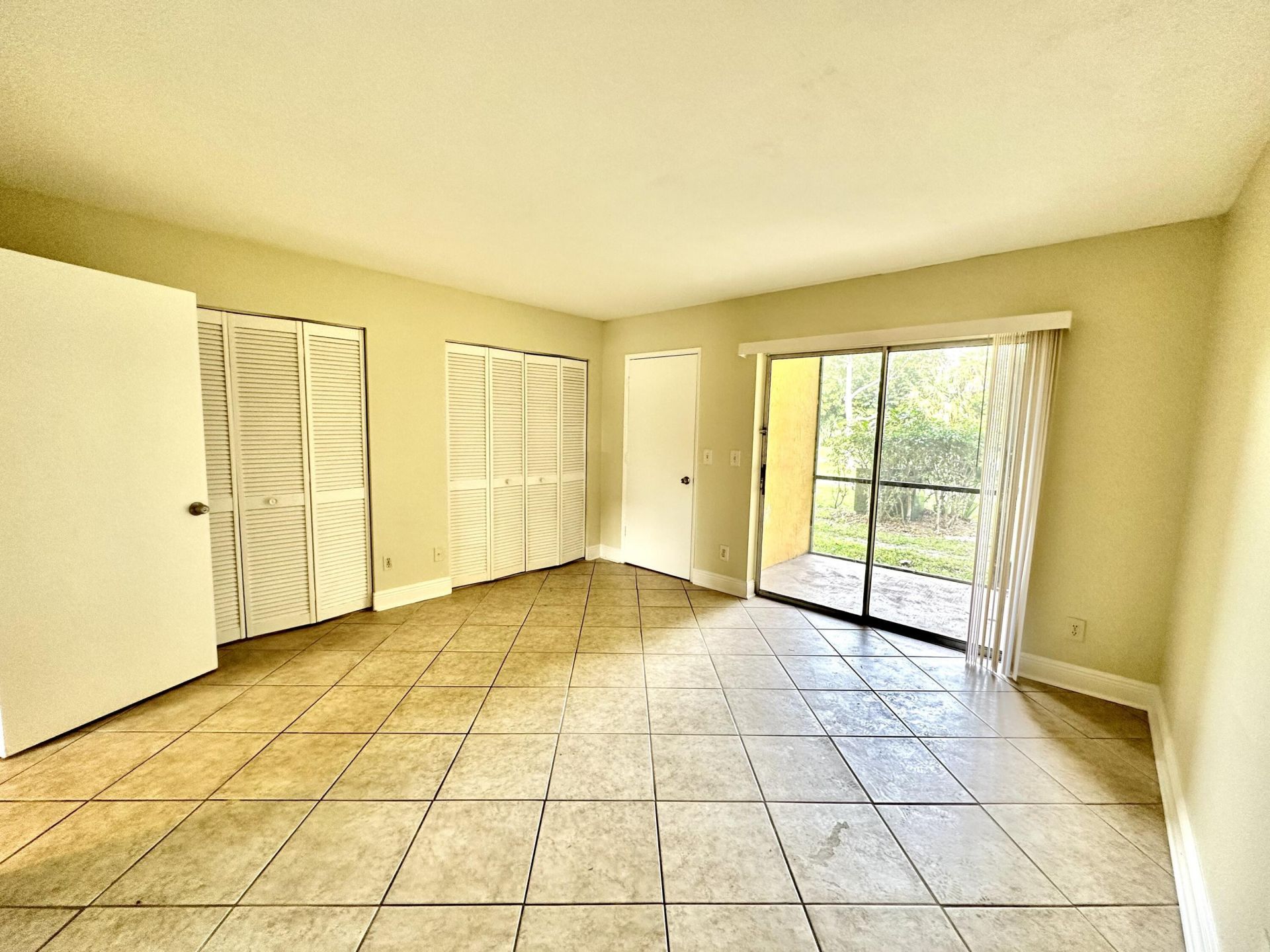 1405 Meadows Circle W, Boynton Beach, FL 33436 Photo
