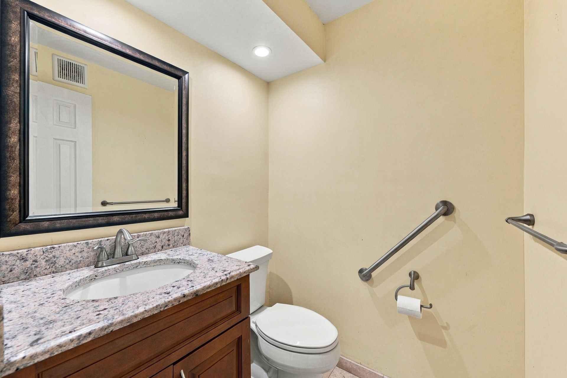 447 Burgundy J, Unit J, Delray Beach, FL 33484 Photo