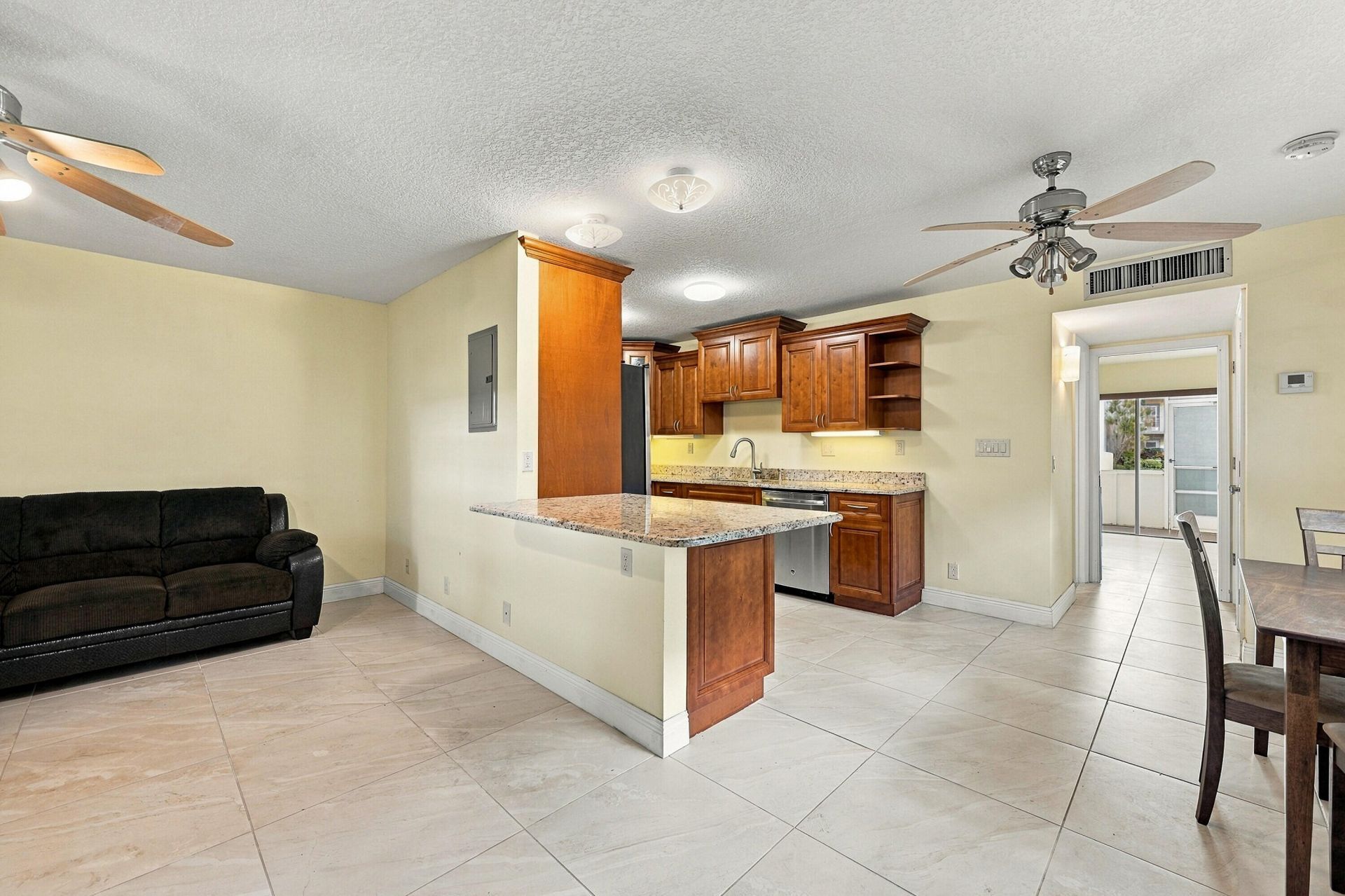 447 Burgundy J, Unit J, Delray Beach, FL 33484 Photo
