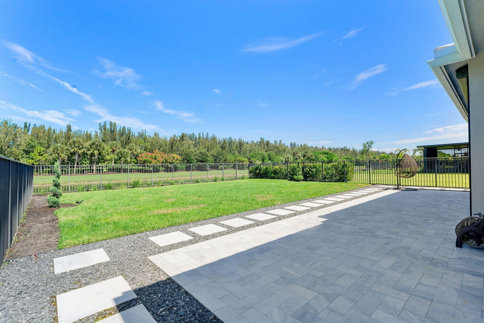 15606 Goldfinch Circle, Westlake, FL 33470 Photo