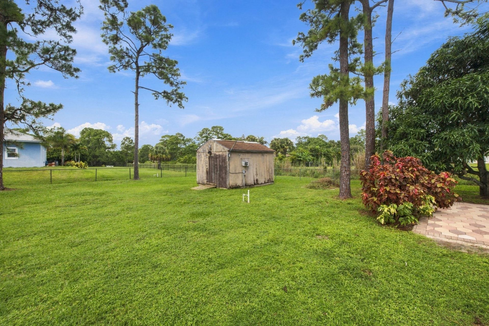 15107 97th Road N, The Acreage, FL 33412 Photo
