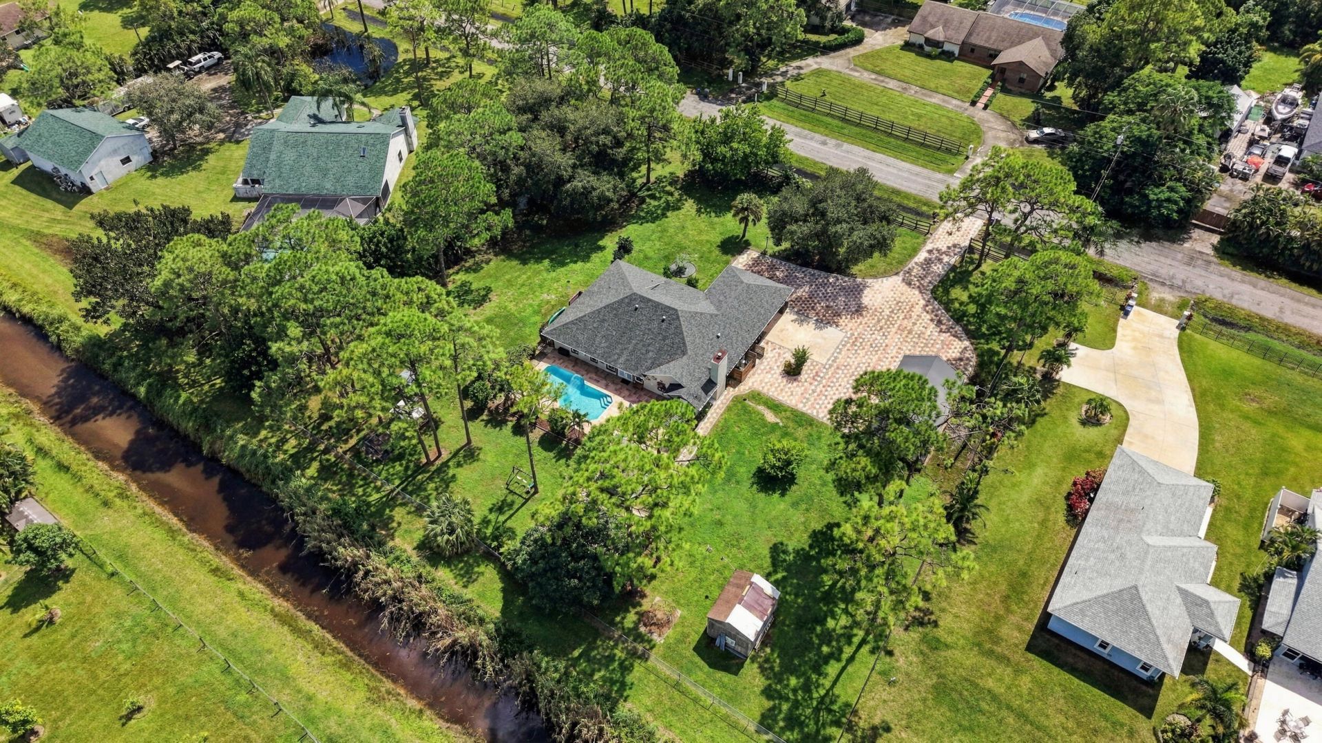 15107 97th Road N, The Acreage, FL 33412 Photo