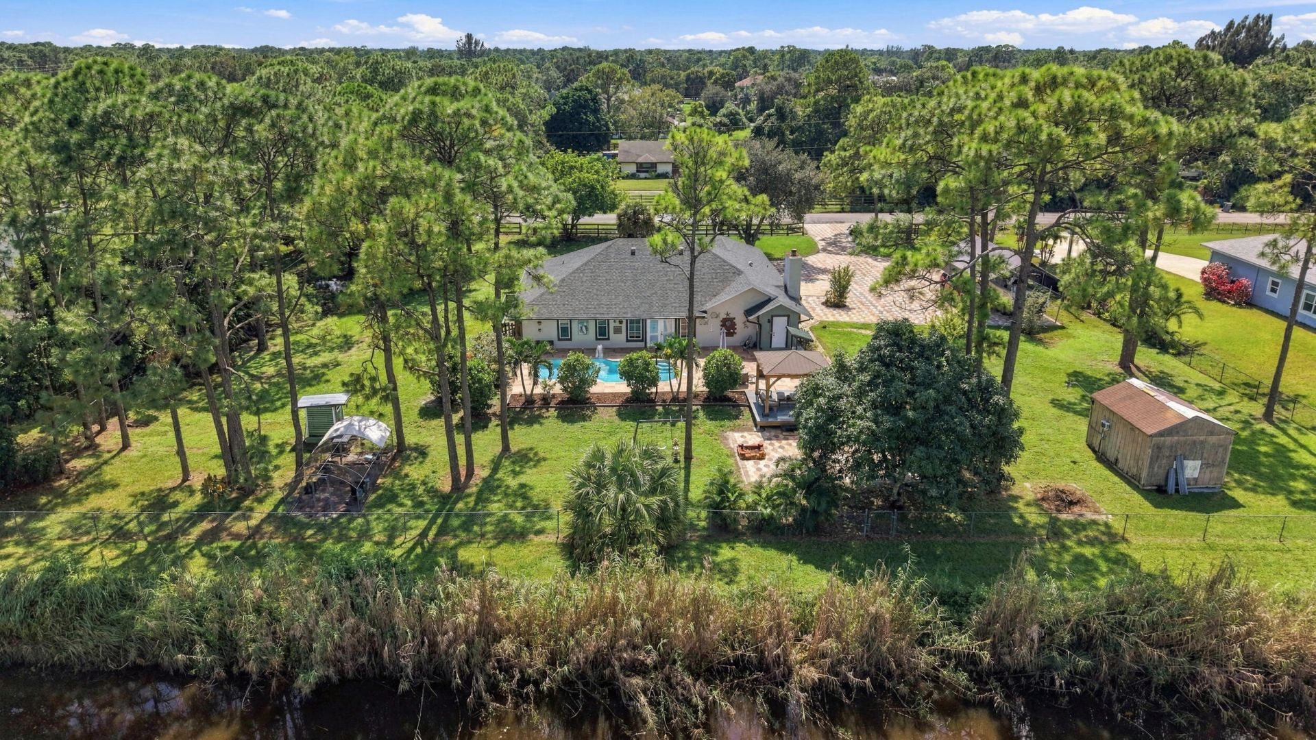 15107 97th Road N, The Acreage, FL 33412 Photo