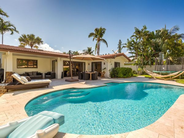 1824 SE 23RD Drive, Fort Lauderdale, FL 33316
