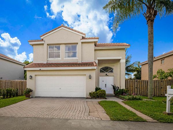 6666 Saltaire Terrace, Margate, FL 33063