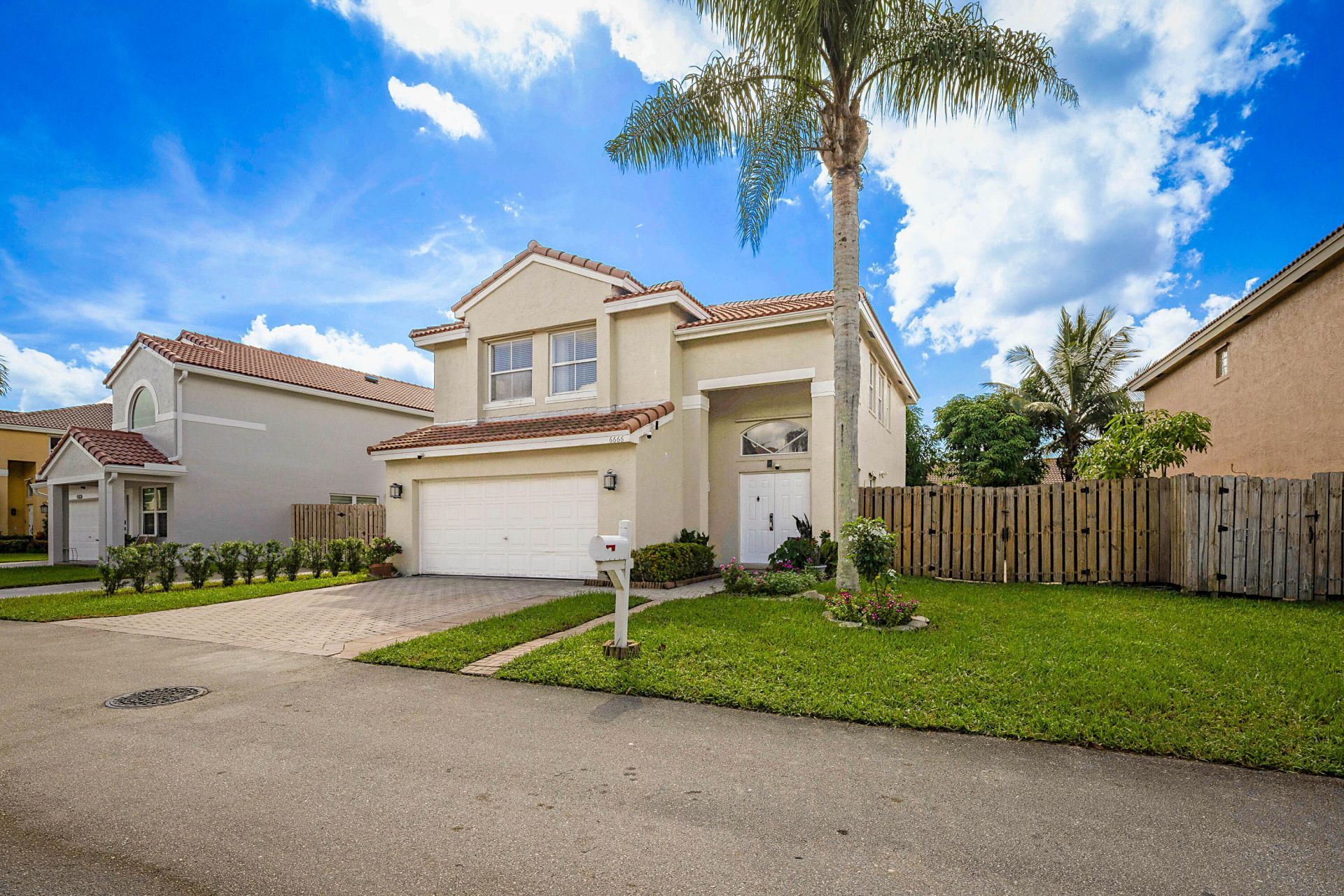 6666 Saltaire Terrace, Margate, FL 33063 Photo