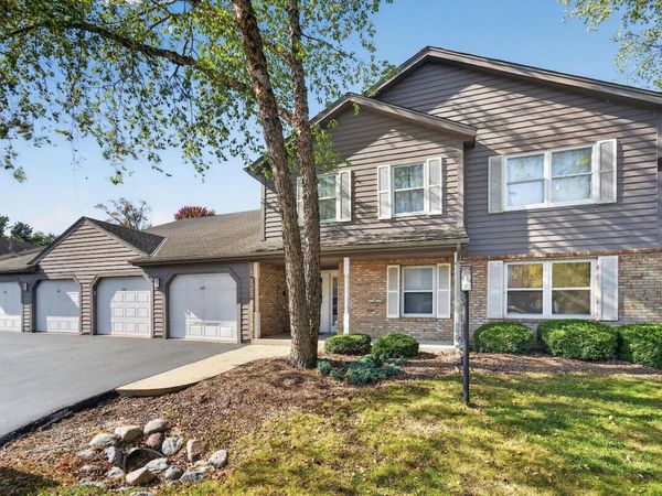 941 Crestwood DRIVE, Burlington, WI 53105
