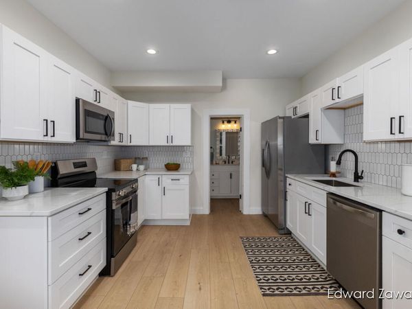 1043 Sigsbee Street SE, Grand Rapids, MI 49506
