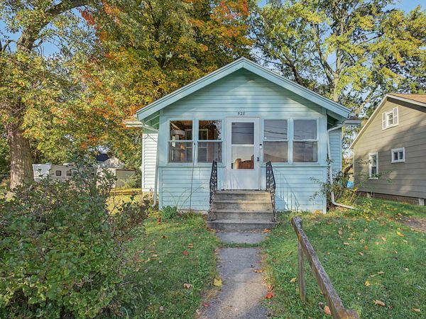 528 Fern Avenue, Jackson, MI 49202