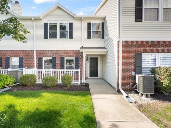 12175 Bubbling Brook Drive, Unit 1000, Fishers, IN 46038