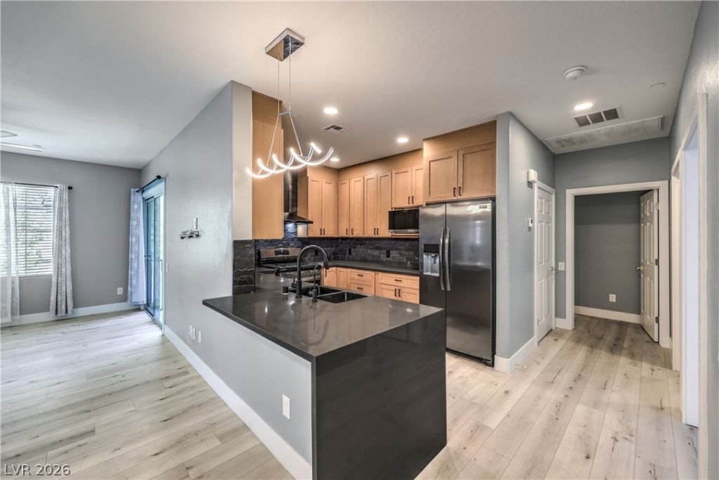 8324 W Charleston Boulevard, Unit 2022, Las Vegas, NV 89117 Main Photo