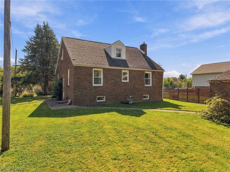 2459 Georgetown Road NE, Canton, OH 44704 Photo 29