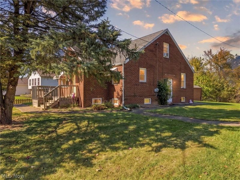2459 Georgetown Road NE, Canton, OH 44704 Photo 5