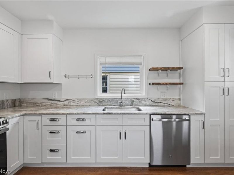 3596 W 155th Street, Cleveland, OH 44111 Photo 13