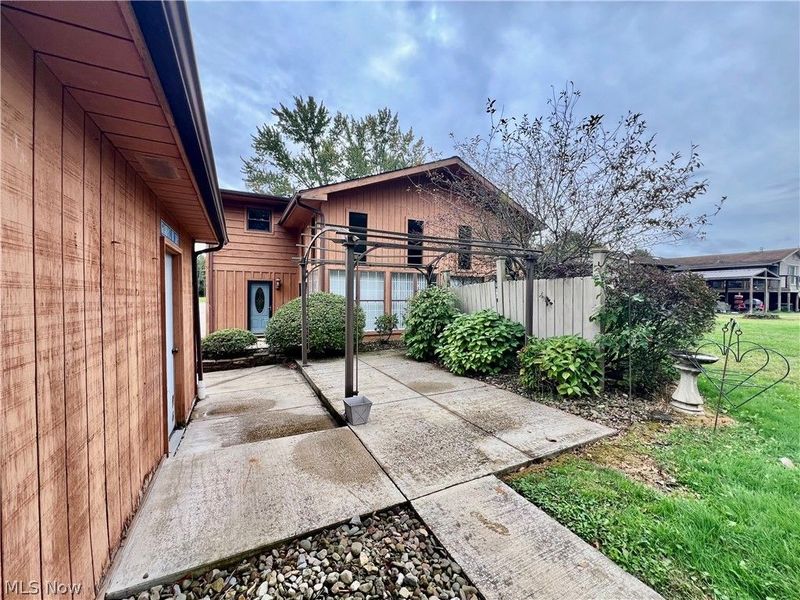 625 Garland Drive, Youngstown, OH 44446 Photo 42