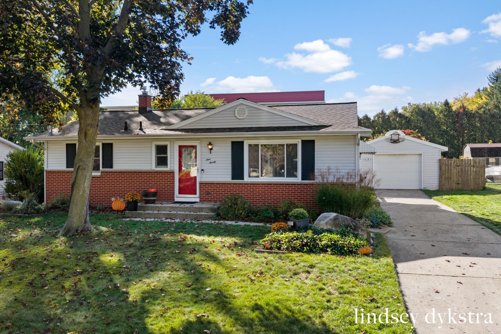 920 Coventry Drive Nw, Grand Rapids, MI 49544 Main Photo