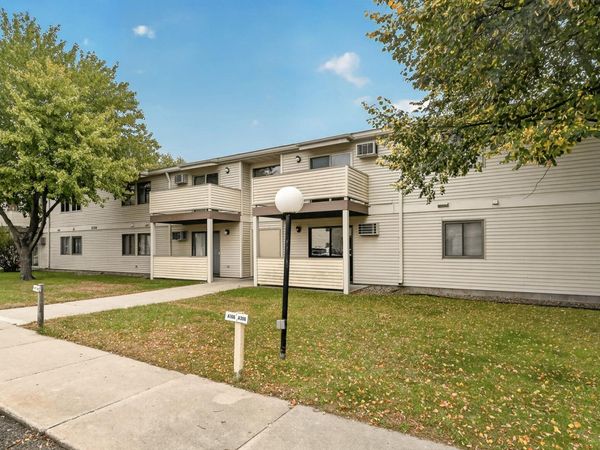 2106 Valleyhigh Drive NW, Unit A207, Rochester, MN 55901