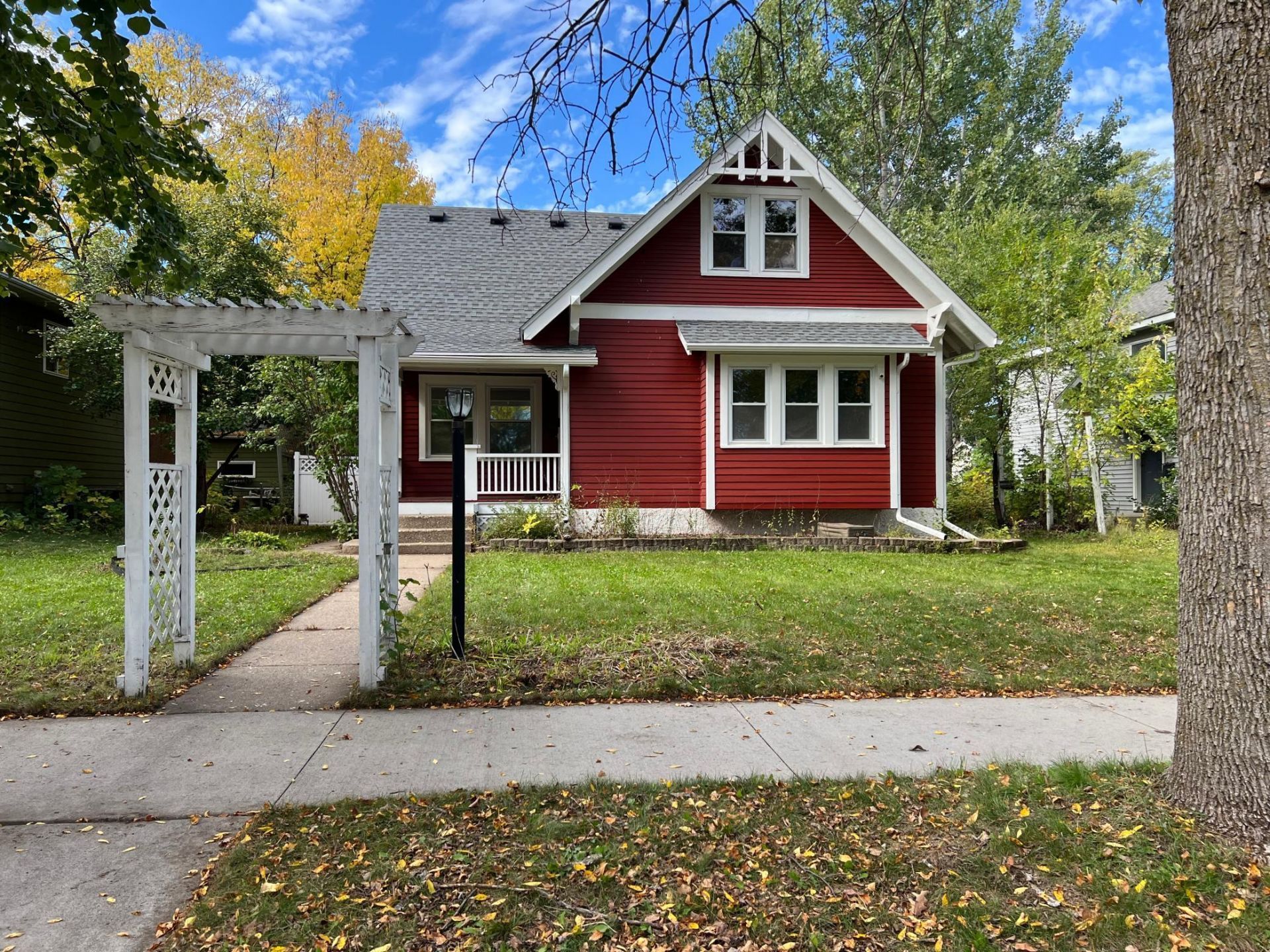929 32nd Avenue N, Saint Cloud, MN 56303 Main Photo