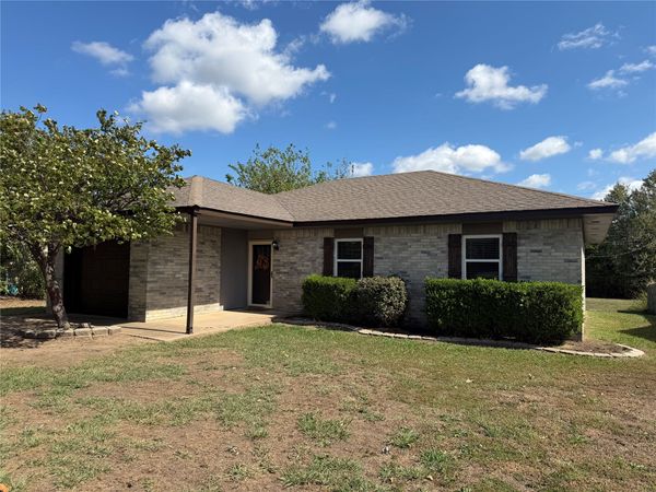 1434 Will Rogers Drive , Cushing, OK 74023