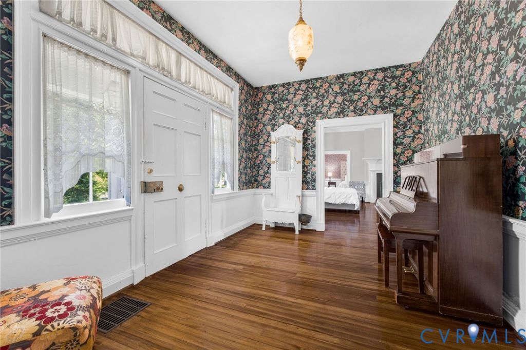 4301 Longdale Furnace Road , Clifton Forge, VA 24422 Main Photo