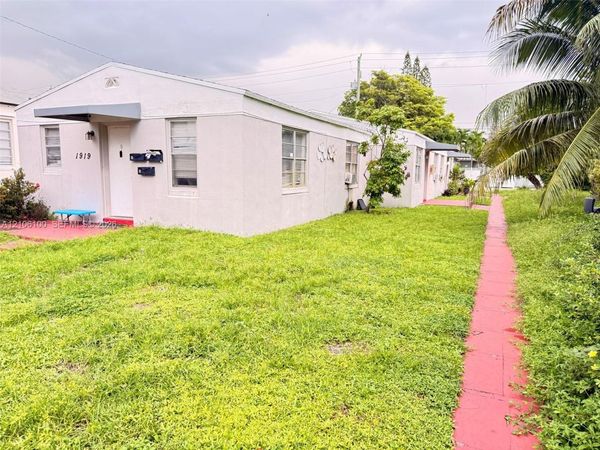 1919 Buchanan St , Unit 2, Hollywood, FL 33020