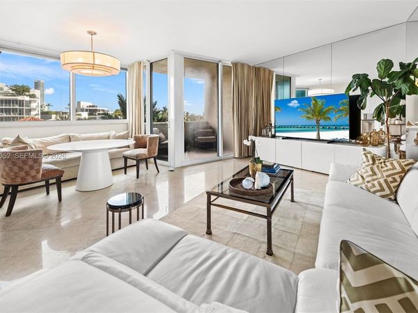 300 S Pointe Dr, Unit 504, Miami Beach, FL 33139