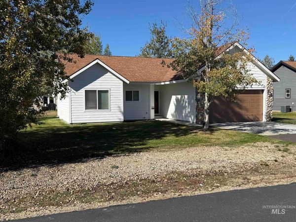 13 Charters Drive, Donnelly, ID 83615