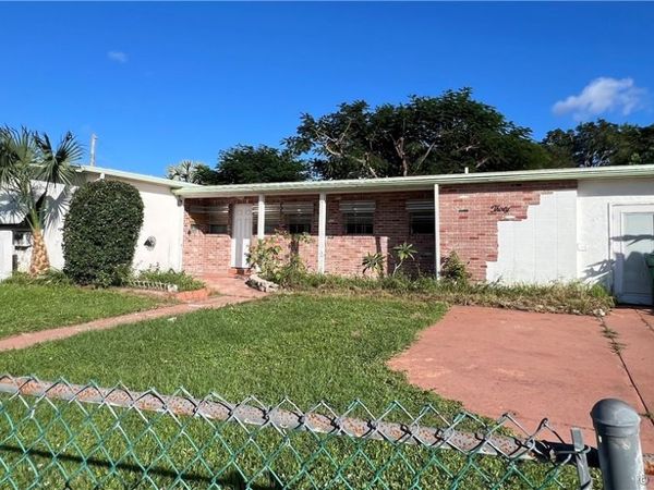 439 Sandia Avenue , Port St Lucie, FL 34983