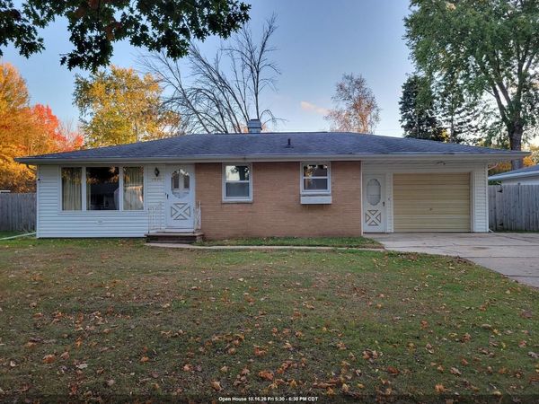 3038 GREENVIEW DRIVE, Green Bay, WI 54311