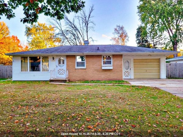 3038 GREENVIEW DRIVE, Green Bay, WI 54311