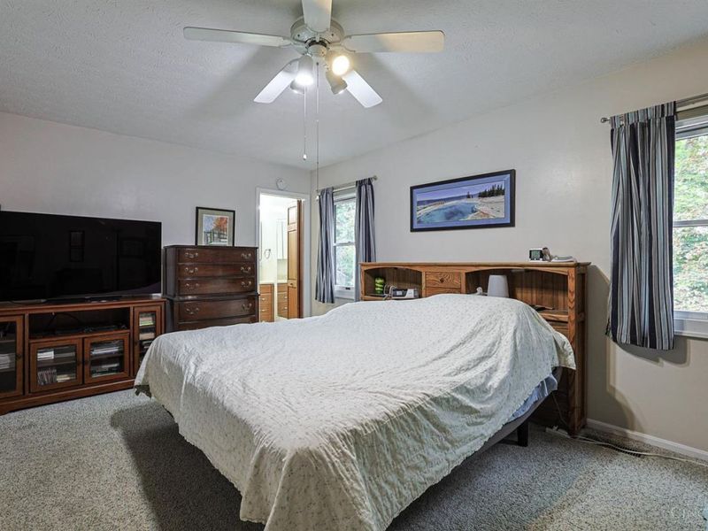 7577 Whitehall Circle W, West Chester, OH 45069 Photo 58