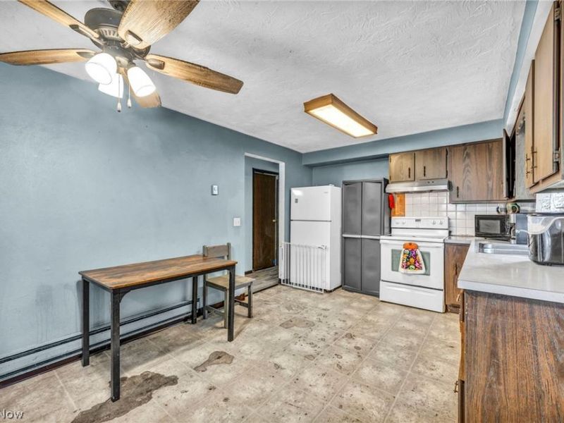 1700 Urban Circle S, Lorain, OH 44053 Photo 13